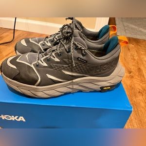 Men’s Hoka Anacapa Low GTX. Size 8